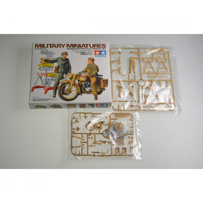 German Motorcycle Orderly set - 1/35